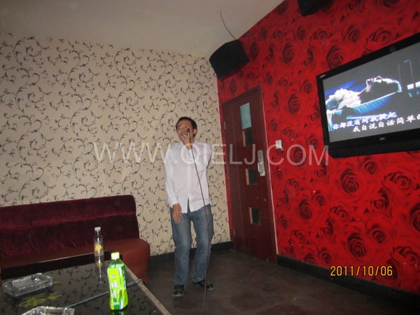 2011年10月，鄭州企鵝糧油機(jī)械有限公司--外貿(mào)部，十一國慶節(jié)團(tuán)體活動！(圖13)